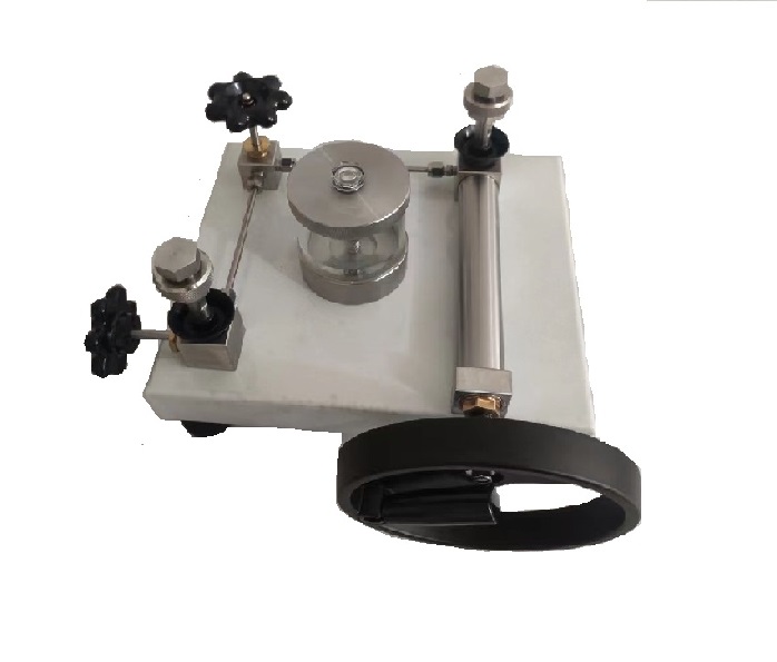 KT70 Hydraulic  pressure comparator